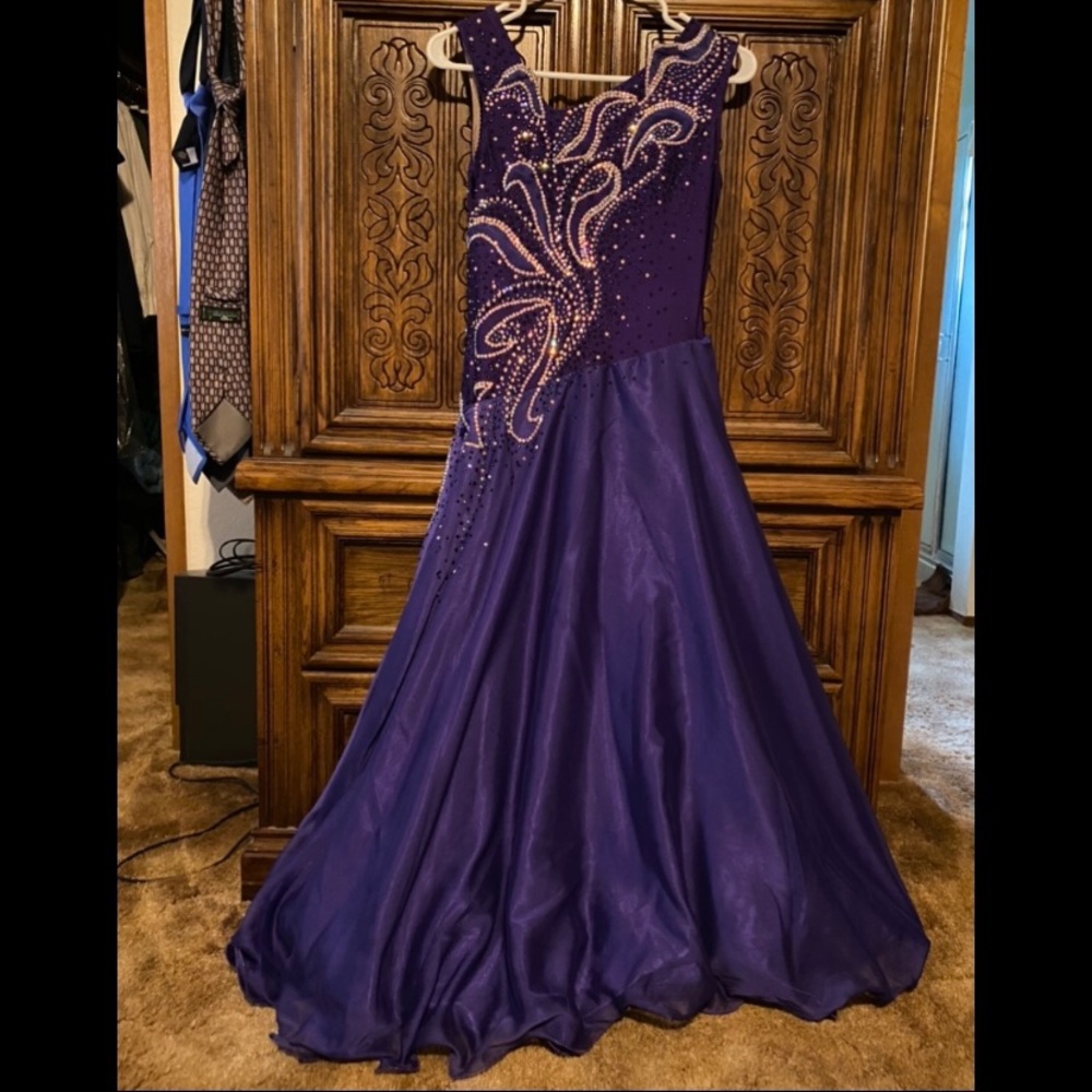 Rhinestoned custom-made Purple Dress